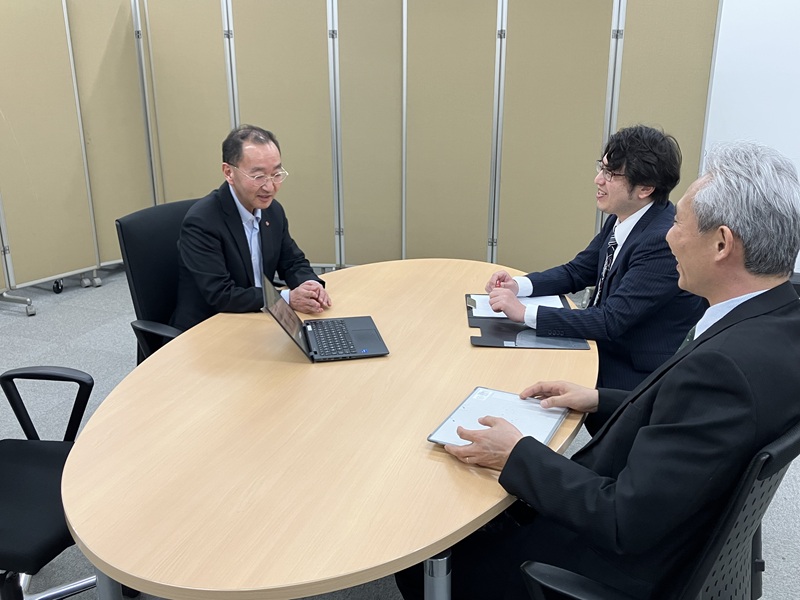 マグマックスシステム部 齋藤・東京不動産業健康保険組合 小澤様・鈴木様