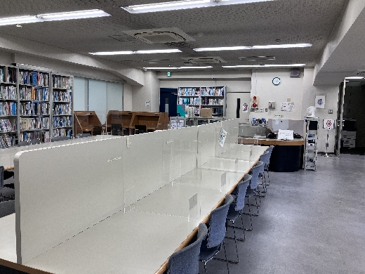 第二校舎 図書室